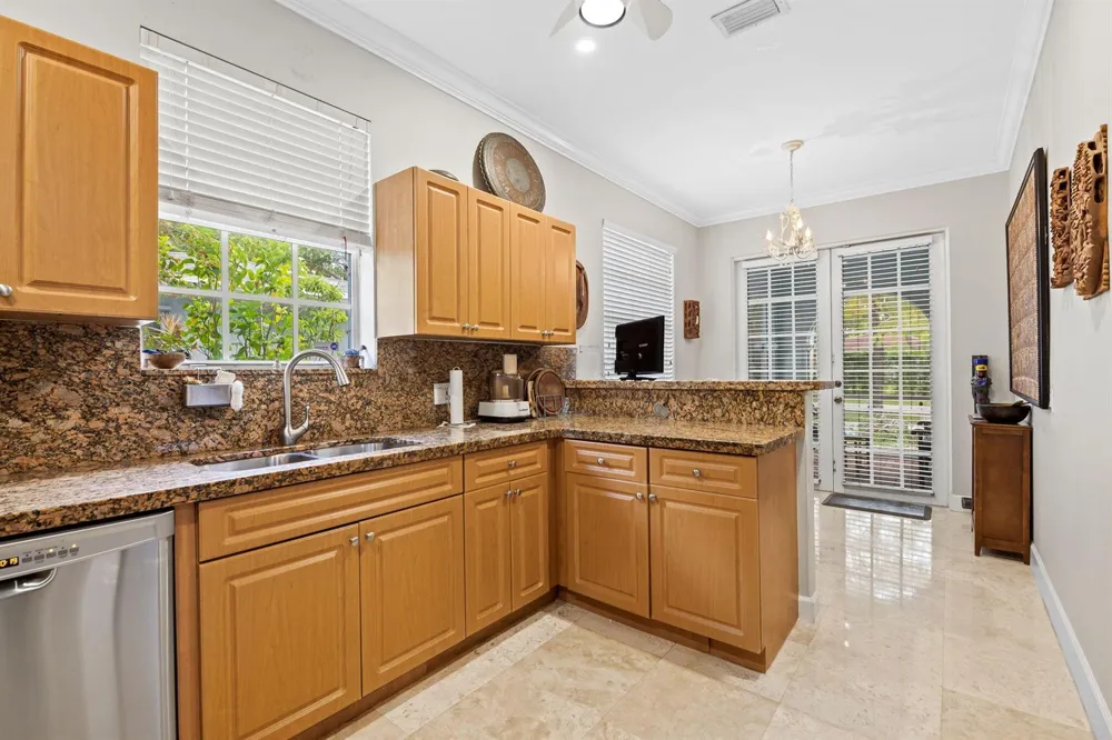 703 SW 16TH COURT #703 Fort Lauderdale, FL 33315