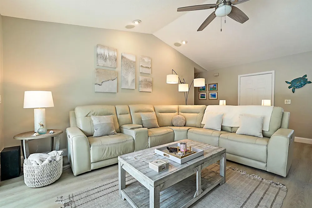 1103 NW 11th Street Boynton Beach, FL 33426
