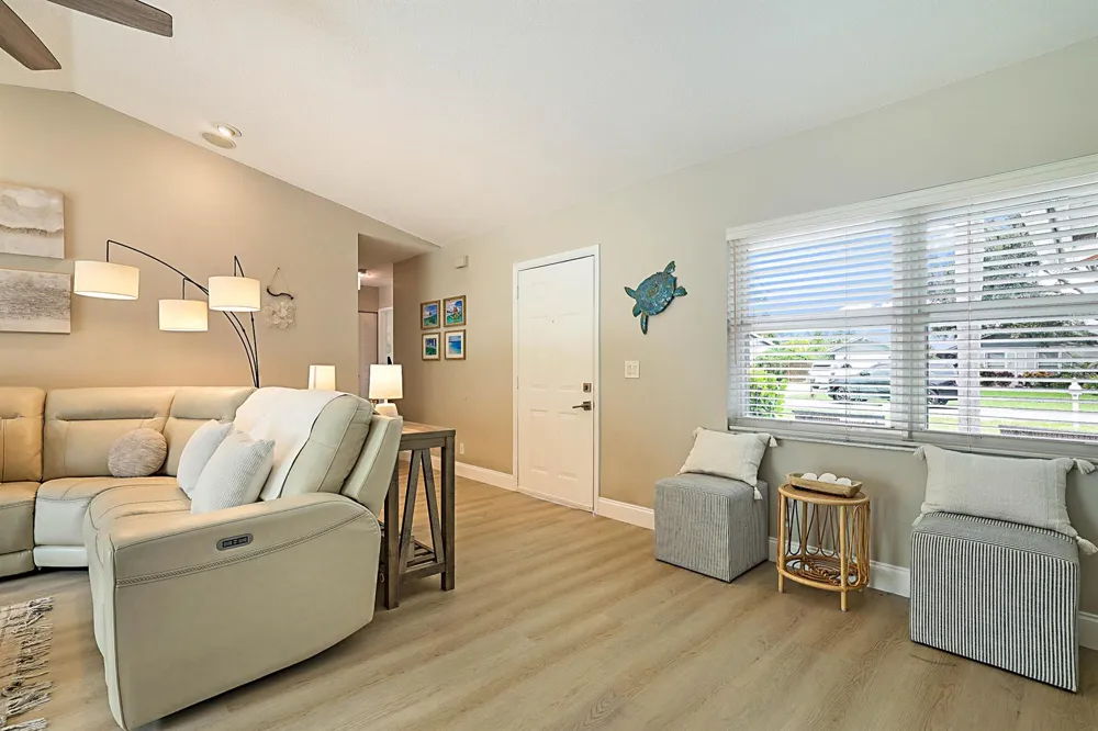 1103 NW 11th Street Boynton Beach, FL 33426