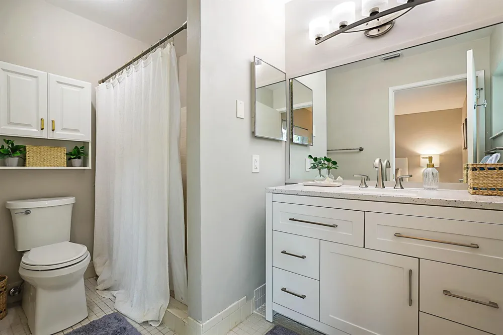 1103 NW 11th Street Boynton Beach, FL 33426