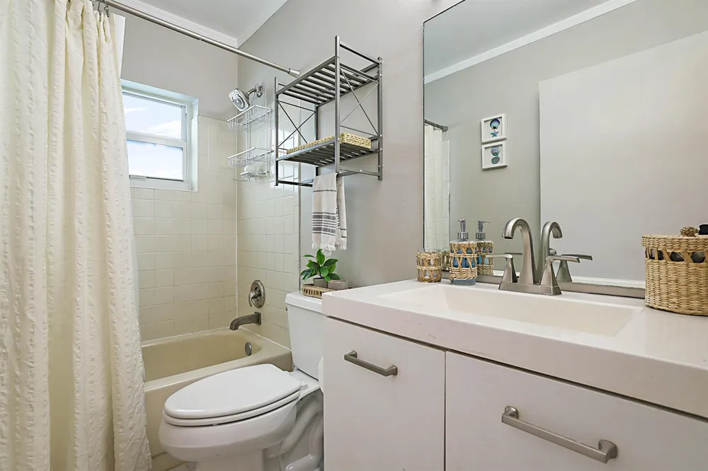 1103 NW 11th Street Boynton Beach, FL 33426