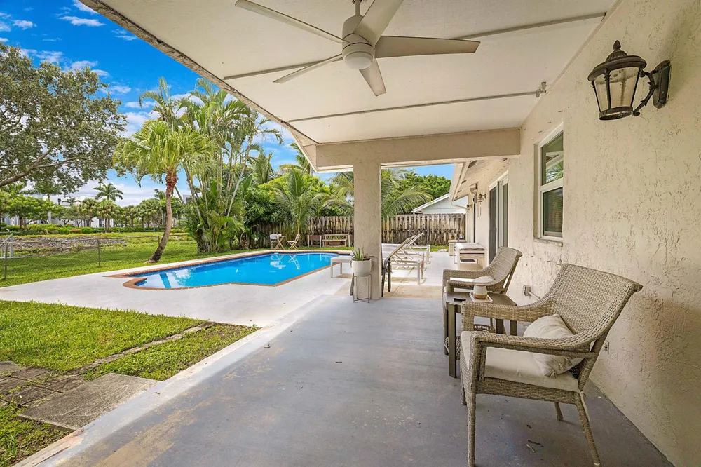 1103 NW 11th Street Boynton Beach, FL 33426