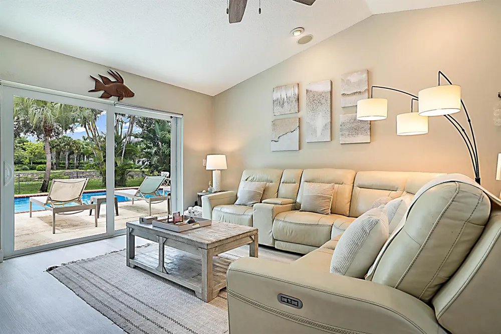 1103 NW 11th Street Boynton Beach, FL 33426