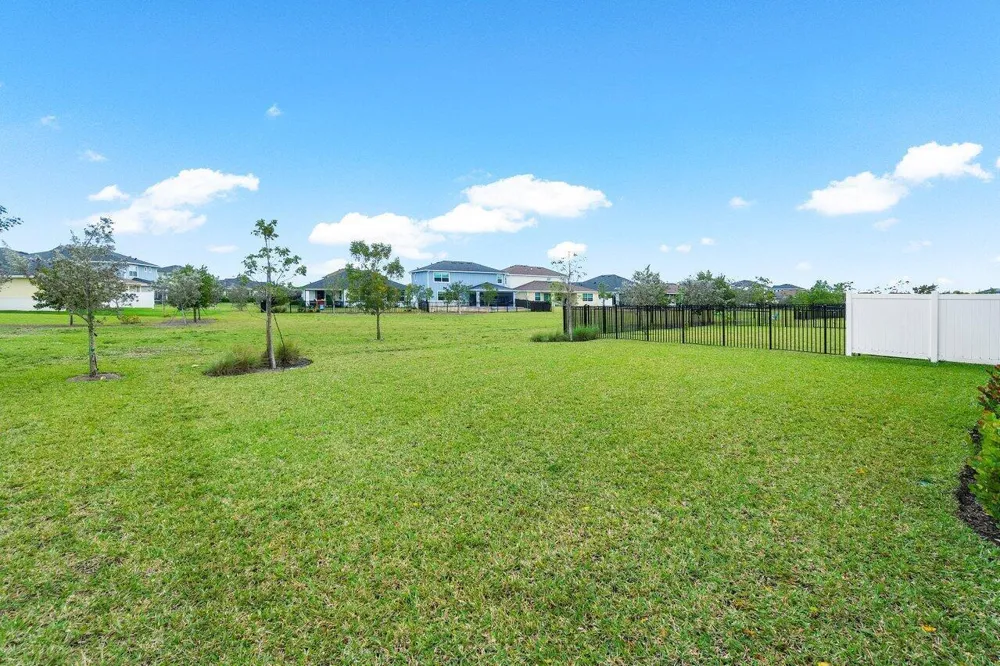 1406 Arrowhead Point Road Loxahatchee, FL 33470