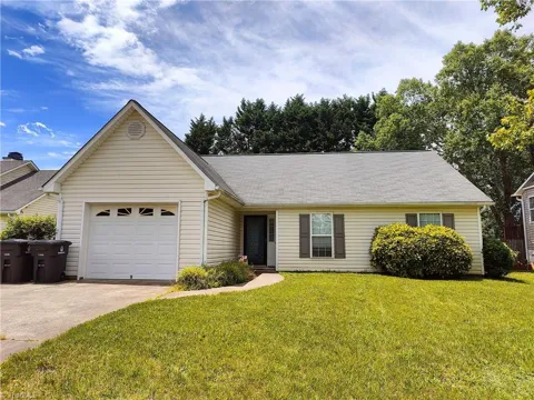 2025 Ardmore Village Lane