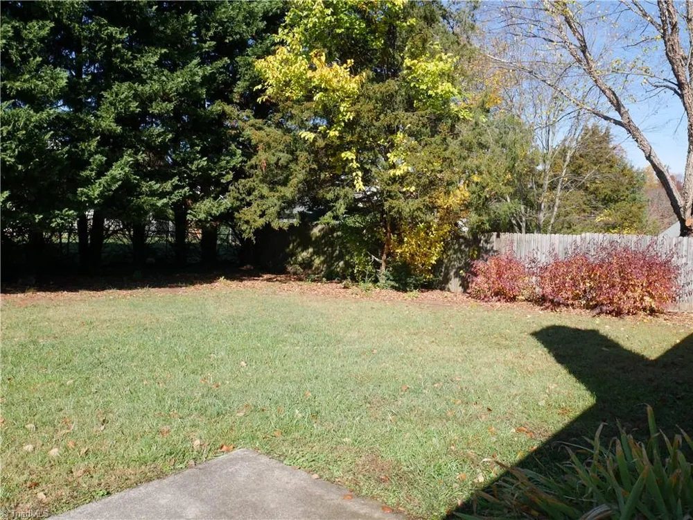 2025 Ardmore Village Lane Winston-Salem, NC 27127