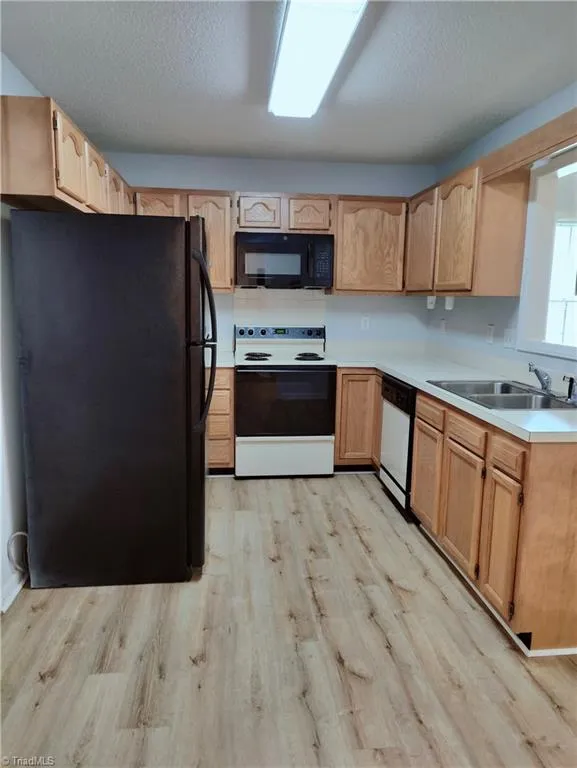 2025 Ardmore Village Lane Winston-Salem, NC 27127