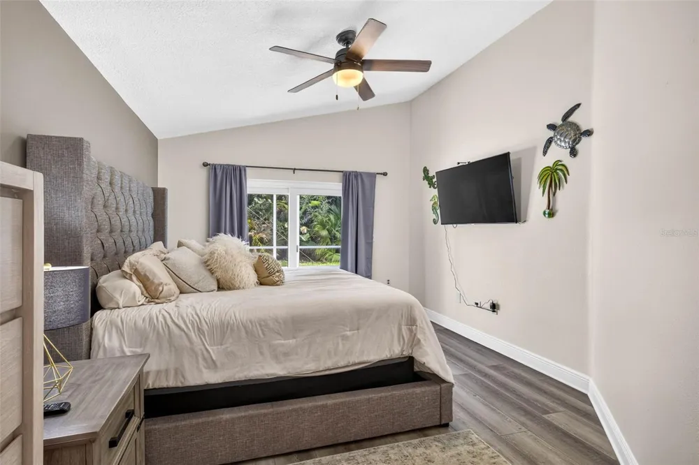 1721 SPLIT FORK DRIVE Oldsmar, FL 34677