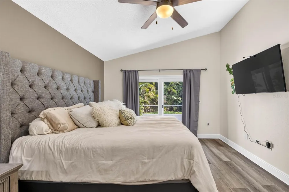 1721 SPLIT FORK DRIVE Oldsmar, FL 34677