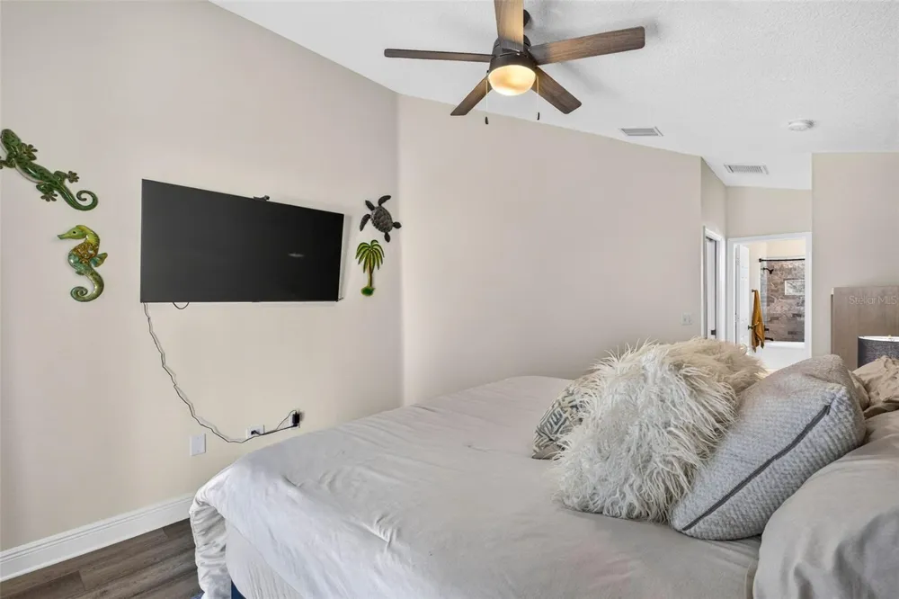 1721 SPLIT FORK DRIVE Oldsmar, FL 34677