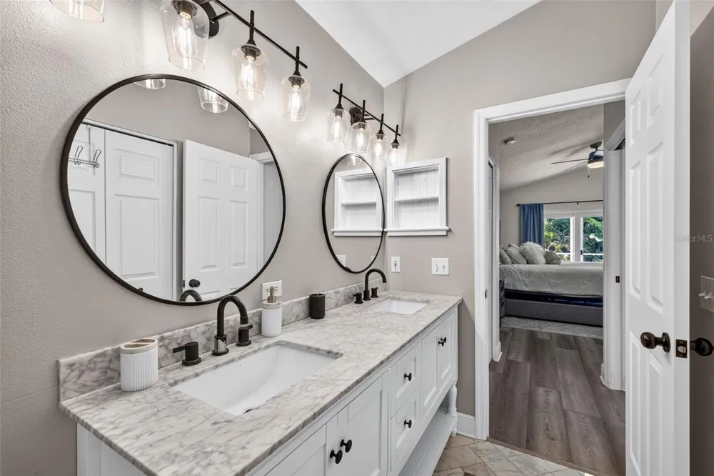1721 SPLIT FORK DRIVE Oldsmar, FL 34677