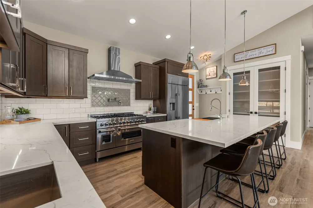 44 A Osprey Nest Road Pateros, WA 98846