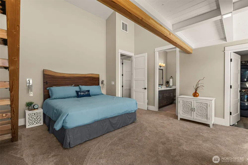 44 A Osprey Nest Road Pateros, WA 98846