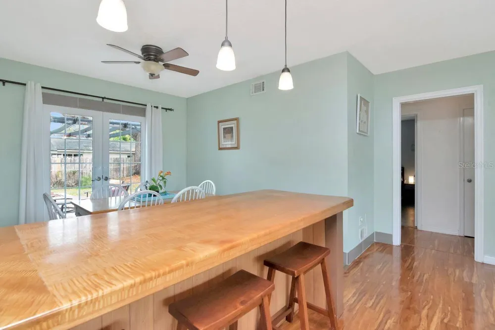 305 BAKER AVENUE Clearwater, FL 33755