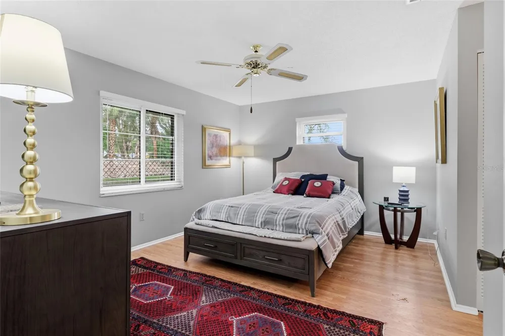 3191 GLEN ELYN BOULEVARD #4 Sarasota, FL 34237