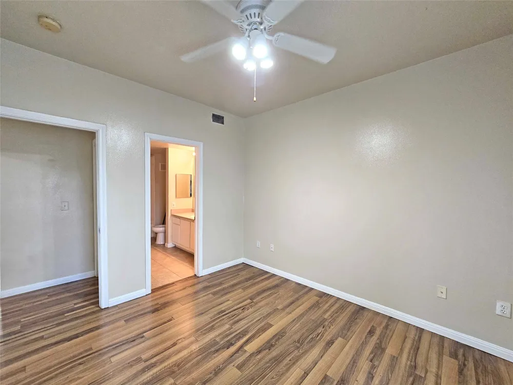 2320 Gracy Farms Lane #1123 Austin, TX 78758