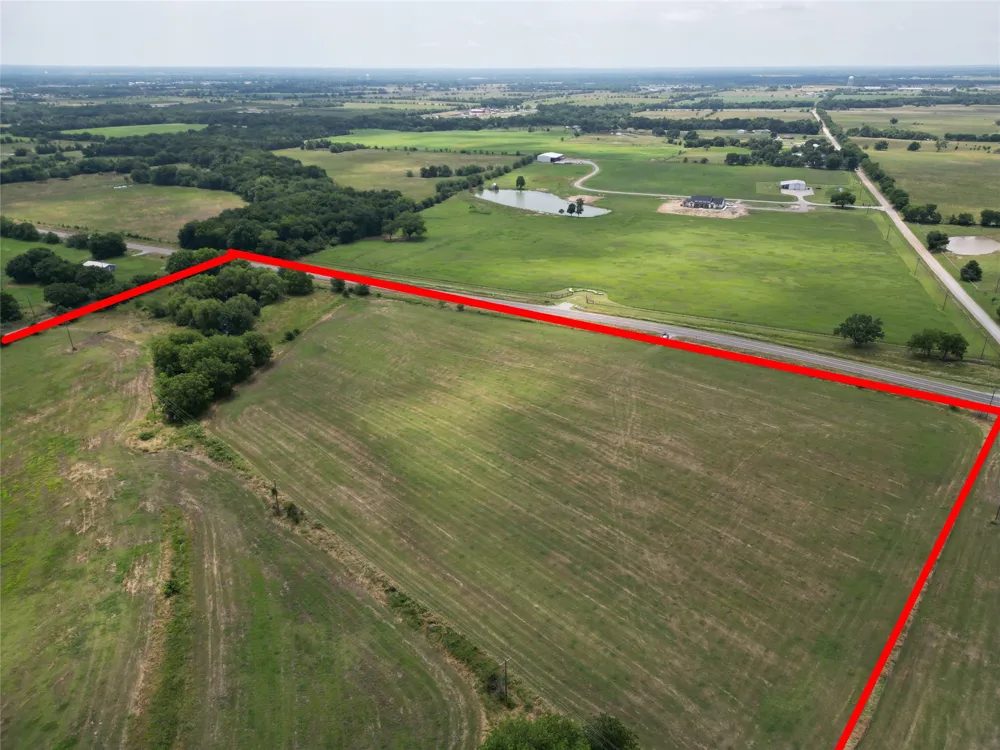 FM 898 W Bonham, TX 75418