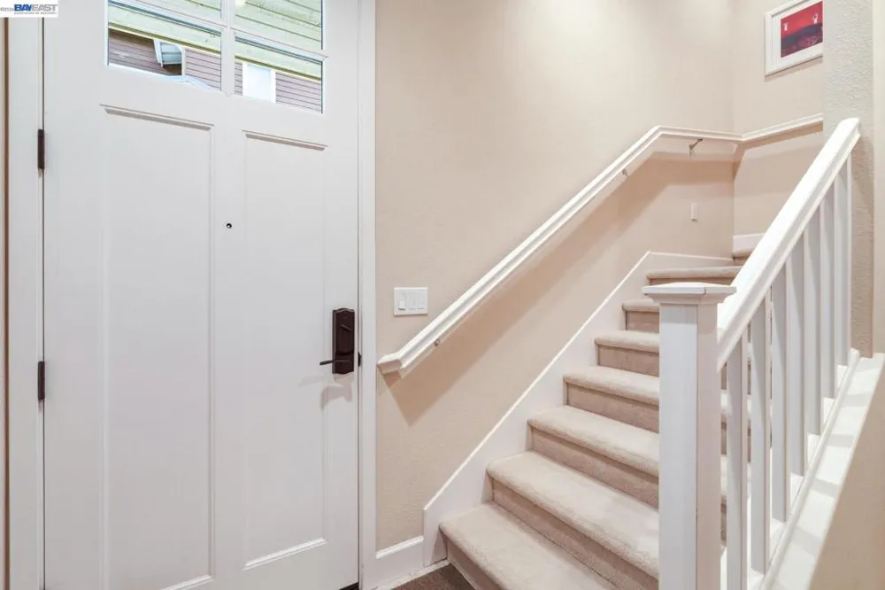 389 Basswood Cmn #11 Livermore, CA 94551