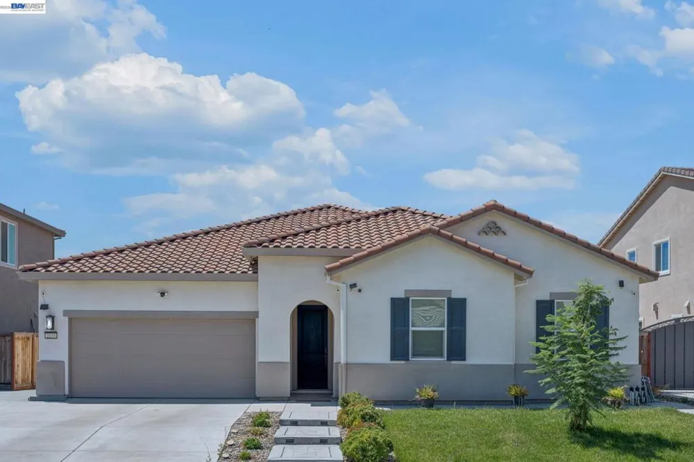 2133 Day Lily Ave Manteca, CA 95337