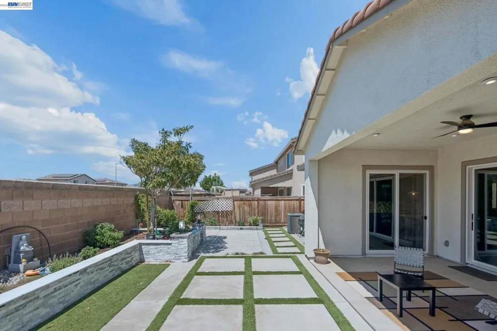 2133 Day Lily Ave Manteca, CA 95337