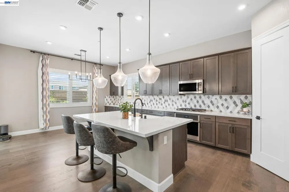 2133 Day Lily Ave Manteca, CA 95337