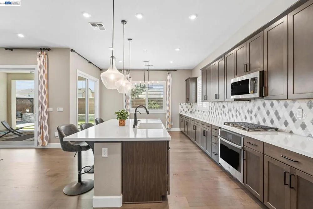2133 Day Lily Ave Manteca, CA 95337