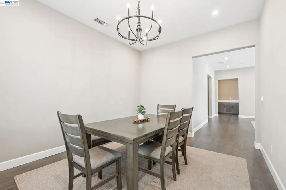 2133 Day Lily Ave Manteca, CA 95337