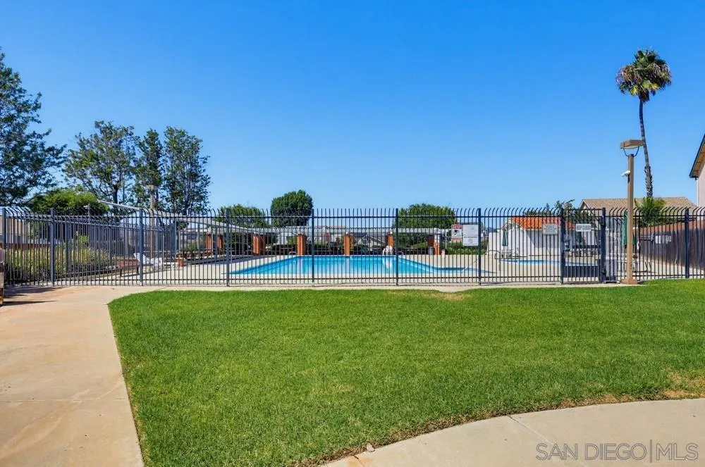 10945 Janice Ct San Diego, CA 92126