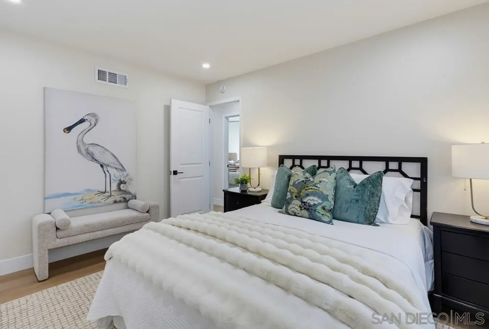 10945 Janice Ct San Diego, CA 92126
