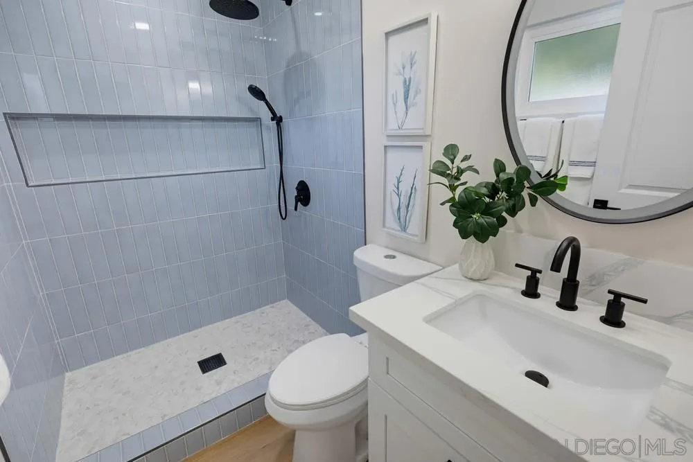 10945 Janice Ct San Diego, CA 92126