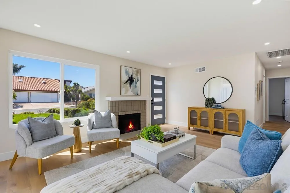 10945 Janice Ct San Diego, CA 92126