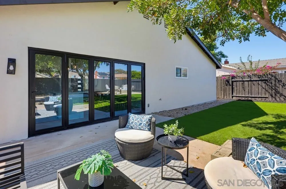 10945 Janice Ct San Diego, CA 92126