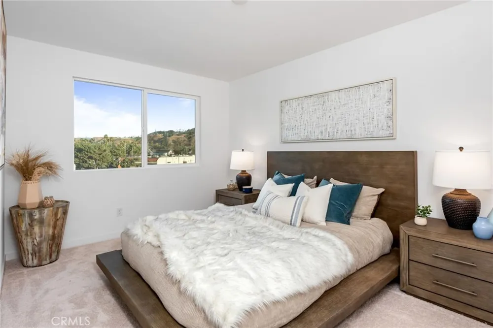 1102 Santo Antonio Drive Colton, CA 92324