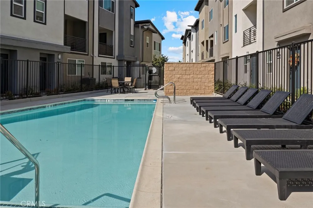 1102 Santo Antonio Drive Colton, CA 92324
