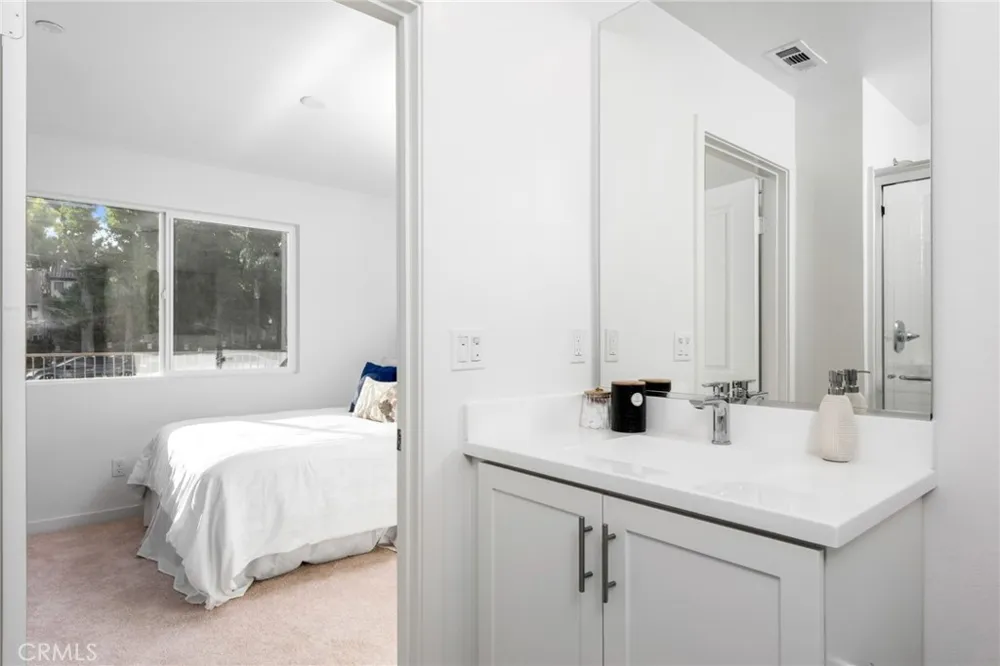 1102 Santo Antonio Drive Colton, CA 92324