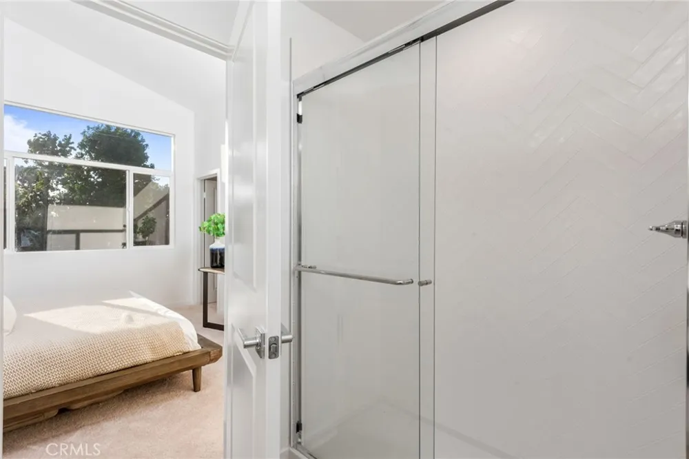 1102 Santo Antonio Drive Colton, CA 92324