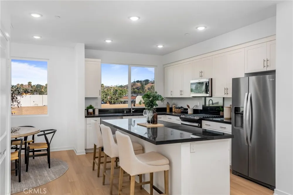 1102 Santo Antonio Drive Colton, CA 92324