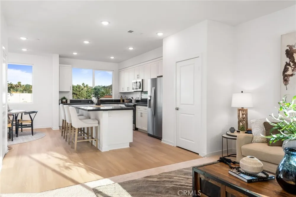 1102 Santo Antonio Drive Colton, CA 92324