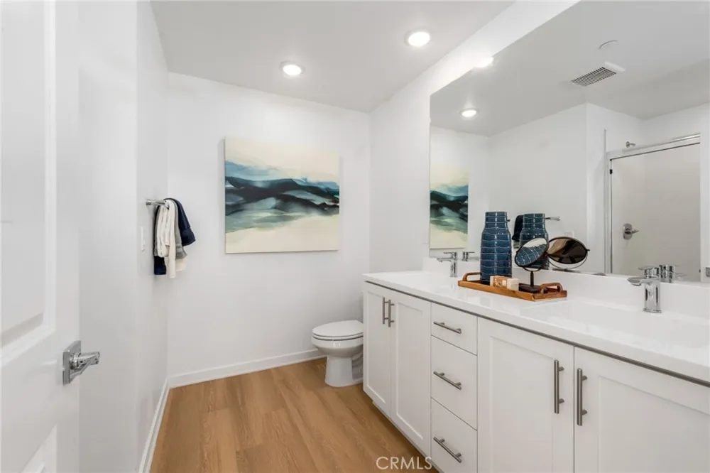 1102 Santo Antonio Drive Colton, CA 92324