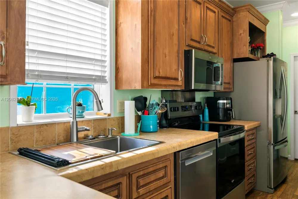 5031 5th Ave Key West, FL 33040