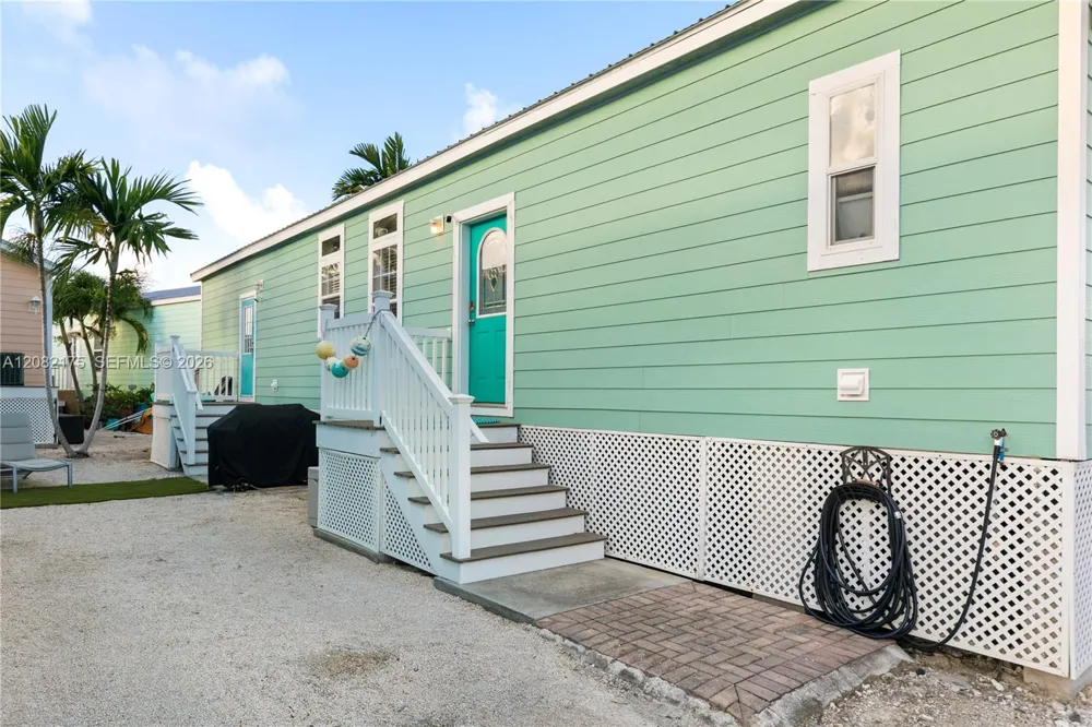 5031 5th Ave Key West, FL 33040