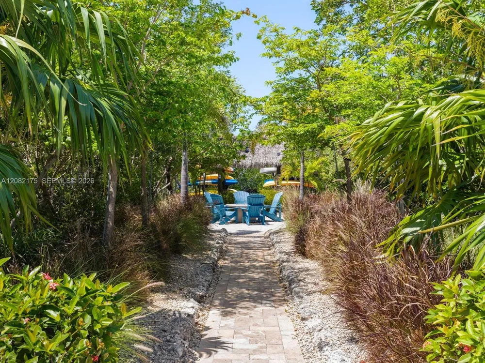 5031 5th Ave Key West, FL 33040