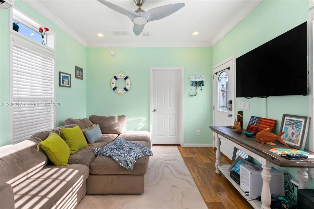5031 5th Ave Key West, FL 33040