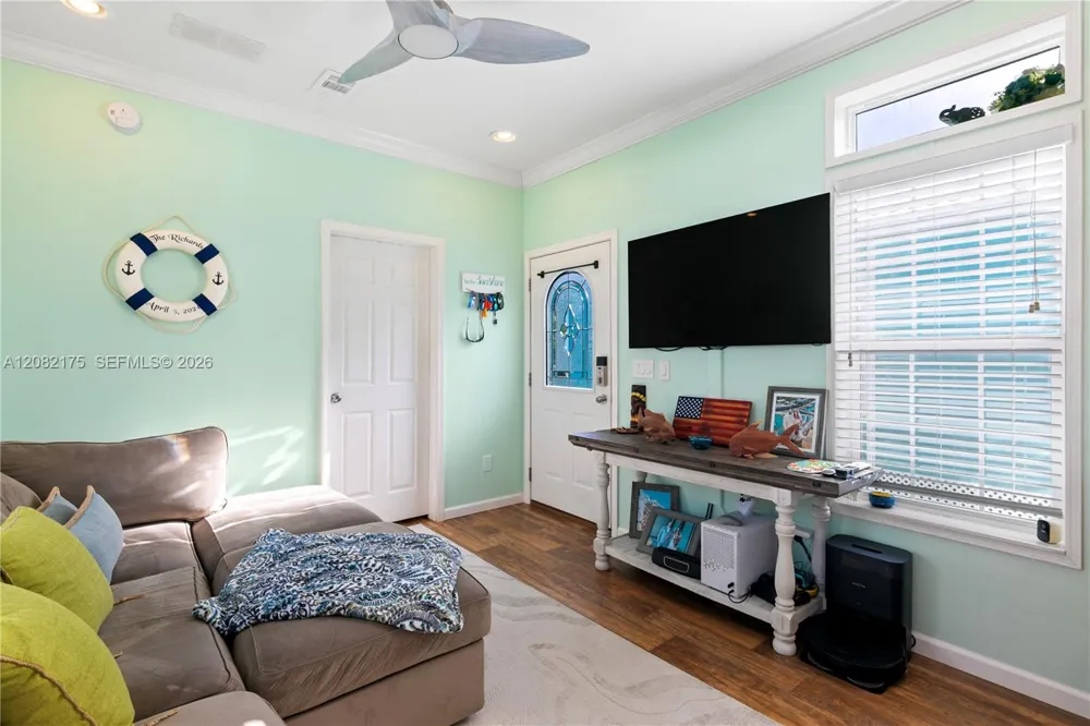 5031 5th Ave Key West, FL 33040
