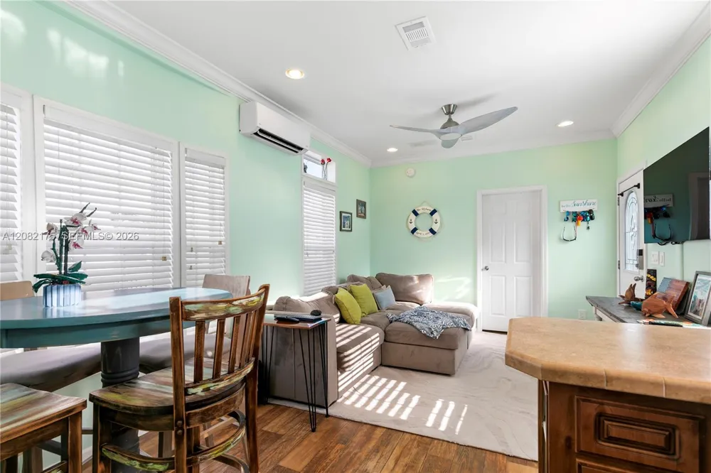 5031 5th Ave Key West, FL 33040