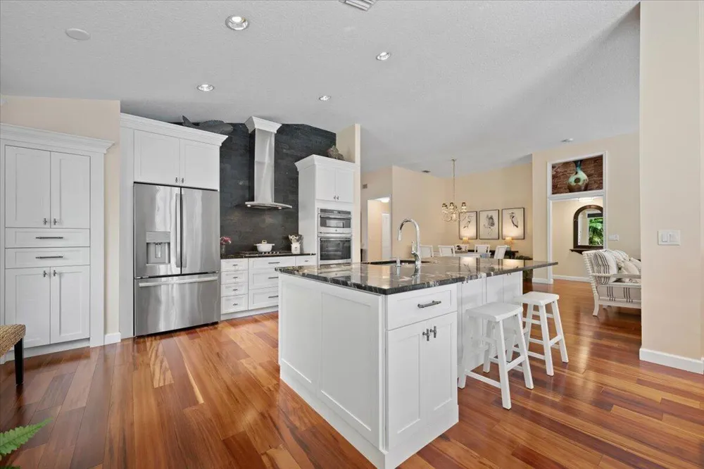 7990 SE Mammoth Drive SE Hobe Sound, FL 33455