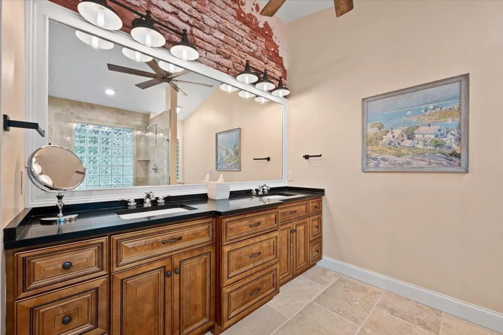 7990 SE Mammoth Drive SE Hobe Sound, FL 33455