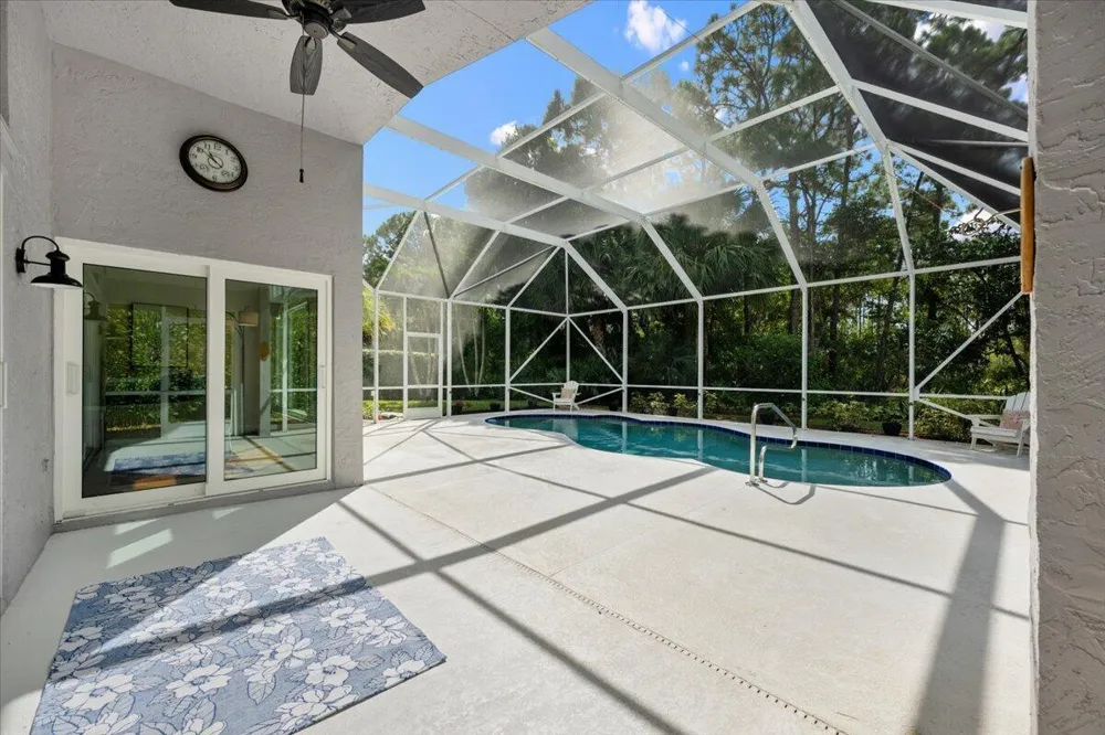 7990 SE Mammoth Drive SE Hobe Sound, FL 33455