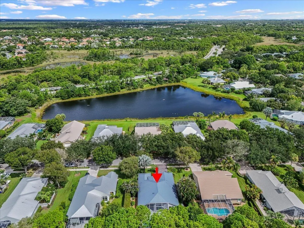 7990 SE Mammoth Drive SE Hobe Sound, FL 33455