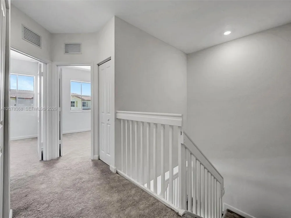 2574 SE 29th St #2574 Homestead, FL 33035